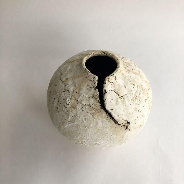 高橋亜希子 花器　陶器　壺　手捻り 高橋亜希子 壺 - Jikonka ONLINE SHOP