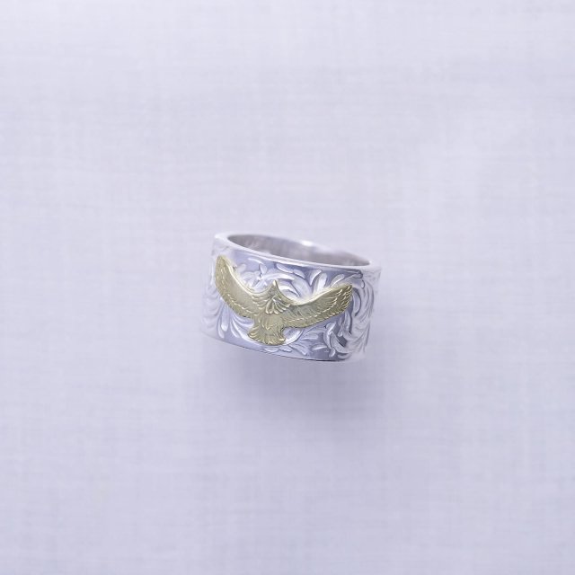 KARAKUSA Ring L with K18 Mini Eagle