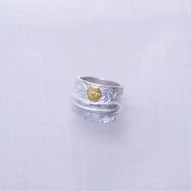 Feather Ring 1 with Gold Point M
