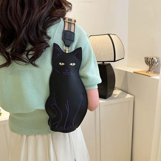 大人気！！猫型ショルダーバッグ 前向き カラー2色展開 ねこ な