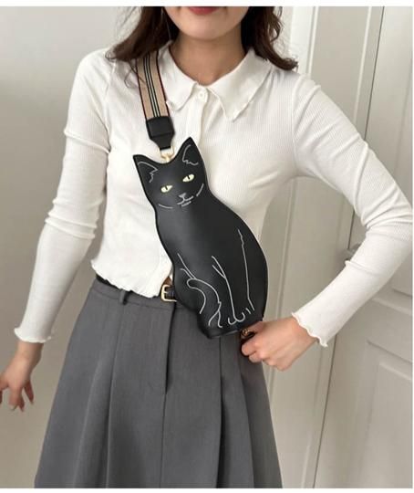 大人気！！猫型ショルダーバッグ 前向き カラー2色展開 ねこ な
