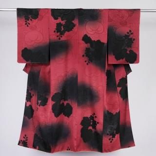 アンティーク着物 正絹 アイボリー 紅鳶縦色 シックな蔓花