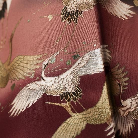 新品正絹黒留袖　作家物　群れ鶴花鳥文　金彩　⑤ 黒留袖 金彩染繍 群飛鶴 やまと誂製 作家もの 裄丈68㎝
