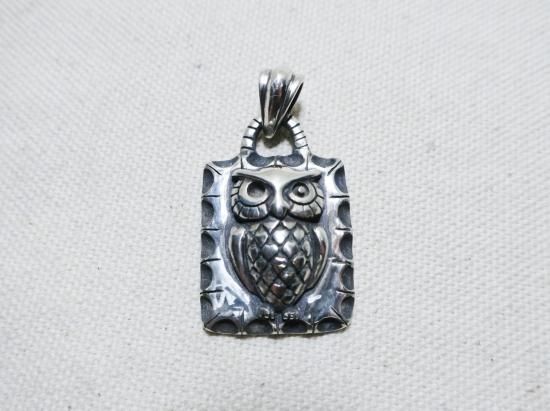 ペンダントトップ/フクロウ/ネックレス/梟/シルバーアクセサリー/owl/シルバー925/SILVER