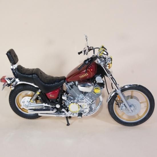 模型工房 ぶっぴ タミヤ製1/12ヤマハXV1000ビラーゴ 塗装・組立済み