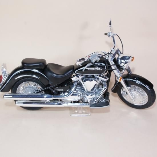 模型工房 ぶっぴ タミヤ製1/12ヤマハXV1600ロードスター 塗装