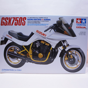 ߥ1/12 GSX750S˥塼