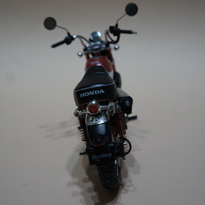 模型工房 ぶっぴ タミヤ製1/12Honda モンキー125塗装・組立済み 模型工房 ぶっぴ タミヤ製1/12Honda モンキー125塗装・組立済み