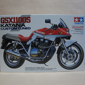 模型工房 ぶっぴ タミヤ製1/12スズキ GSX1100S カタナ カスタム