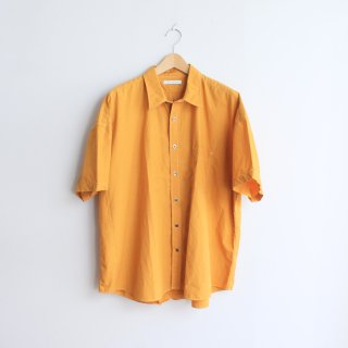 <img class='new_mark_img1' src='https://img.shop-pro.jp/img/new/icons3.gif' style='border:none;display:inline;margin:0px;padding:0px;width:auto;' />REGULAR WIDE S/S SHIRT-TYPEWRITER YELLOW