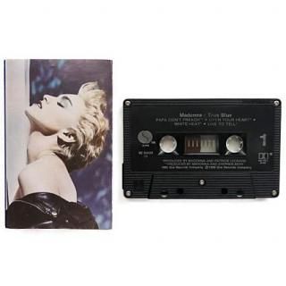 【USED】 True Blue