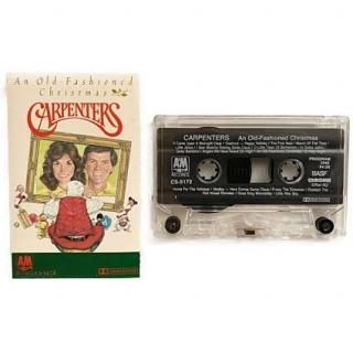 USED An Old-Fashioned Christmas