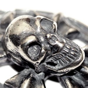 Gabor Skull on Cross oval Pendant