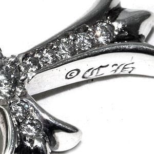 クロムハーツ(Chrome Hearts)ペンダント タイニー CHクロス クロムハーツ(Chrome Hearts)ペンダント タイニー CHクロス