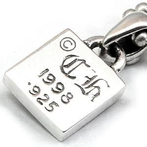 クロムハーツ(Chrome Hearts)ペンダント フレームド BSフレア クロムハーツ(Chrome Hearts)ペンダント フレームド BSフレア