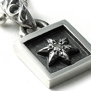 クロムハーツ(Chrome Hearts)ペンダント フレームド スター クロムハーツ(Chrome Hearts)ペンダント フレームド スター