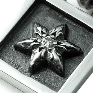 クロムハーツ(Chrome Hearts)ペンダント フレームド スター クロムハーツ(Chrome Hearts)ペンダント フレームド スター