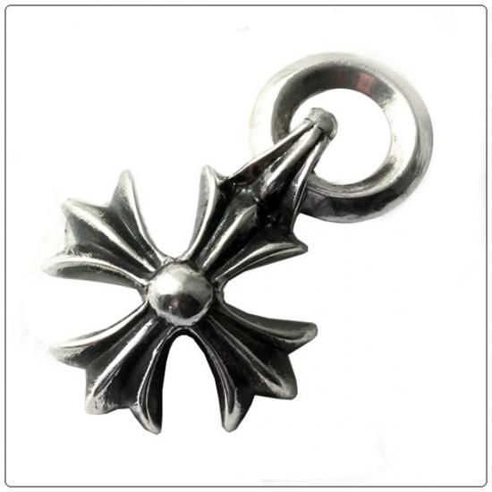 クロムハーツ(Chrome Hearts)ペンダント CHプラス (ネックレス クロムハーツ(Chrome Hearts)ペンダント CHプラス (ネックレス