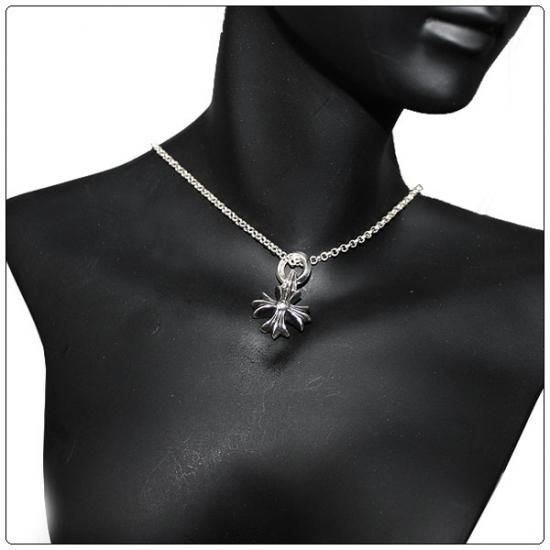 クロムハーツ(Chrome Hearts)ペンダント CHプラス (ネックレス クロムハーツ(Chrome Hearts)ペンダント CHプラス (ネックレス