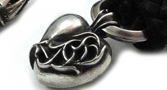クロムハーツ ペンダント/ネックレス(Chrome Hearts)ハート クロムハーツ ペンダント/ネックレス(Chrome Hearts)ハート