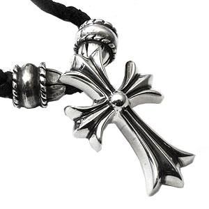 クロムハーツ ペンダント/ネックレス(Chrome Hearts)スモール クロムハーツ ペンダント/ネックレス(Chrome Hearts)スモール
