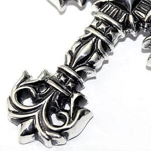 クロムハーツ ペンダント/ネックレス(Chrome Hearts)スモール クロムハーツ ペンダント/ネックレス(Chrome Hearts)スモール