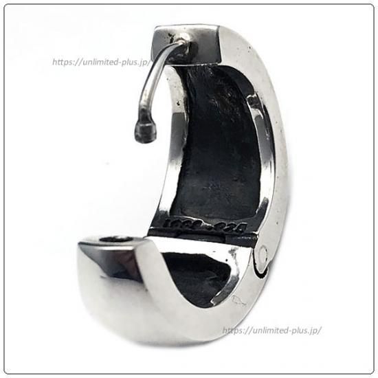 クロムハーツ（Chrome Hearts）ピアス ナローVバンドレフト
