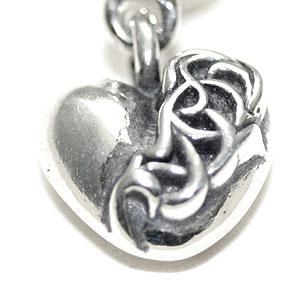 クロムハーツ(Chrome Hearts)ピアス ドロップ ハート (クロム・ハーツ)