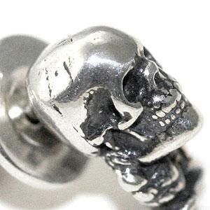 クロムハーツ(Chrome Hearts)ピアス スタッズ フォティ クロムハーツ(Chrome Hearts)ピアス スタッズ フォティ