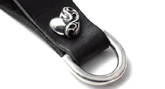 クロムハーツ(Chrome Hearts)ベルトループ Dリング ハート クロムハーツ(Chrome Hearts)ベルトループ Dリング ハート