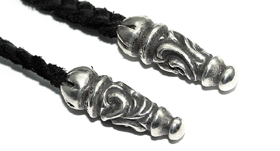 クロムハーツ ペンダント/ネックレス(Chrome Hearts)タイニー クロムハーツ ペンダント/ネックレス(Chrome Hearts)タイニー
