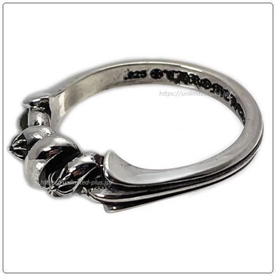 クロムハーツ リング/指輪(Chrome Hearts)タイニー E ノット クロムハーツ リング/指輪(Chrome Hearts)タイニー E ノット