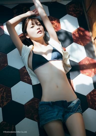 プラチナムSTRiKE!」工藤美桜・生写真5枚セット(全15枚より プラチナムSTRiKE!」工藤美桜・生写真5枚セット(全15枚より