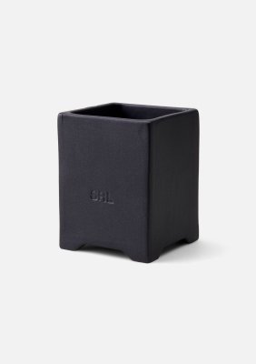 <img class='new_mark_img1' src='https://img.shop-pro.jp/img/new/icons1.gif' style='border:none;display:inline;margin:0px;padding:0px;width:auto;' />TSUKAMOTO . SRL SQUARE-HIGH PLANT POT . CE