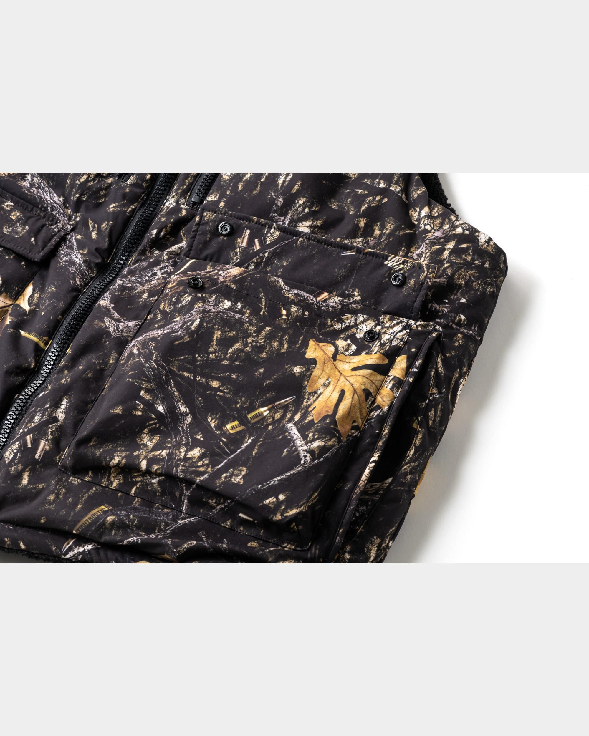 BULLET CAMO REVERSIBLE VEST - TIGHTBOOTH® タイトブース オフィシャルウェブサイト