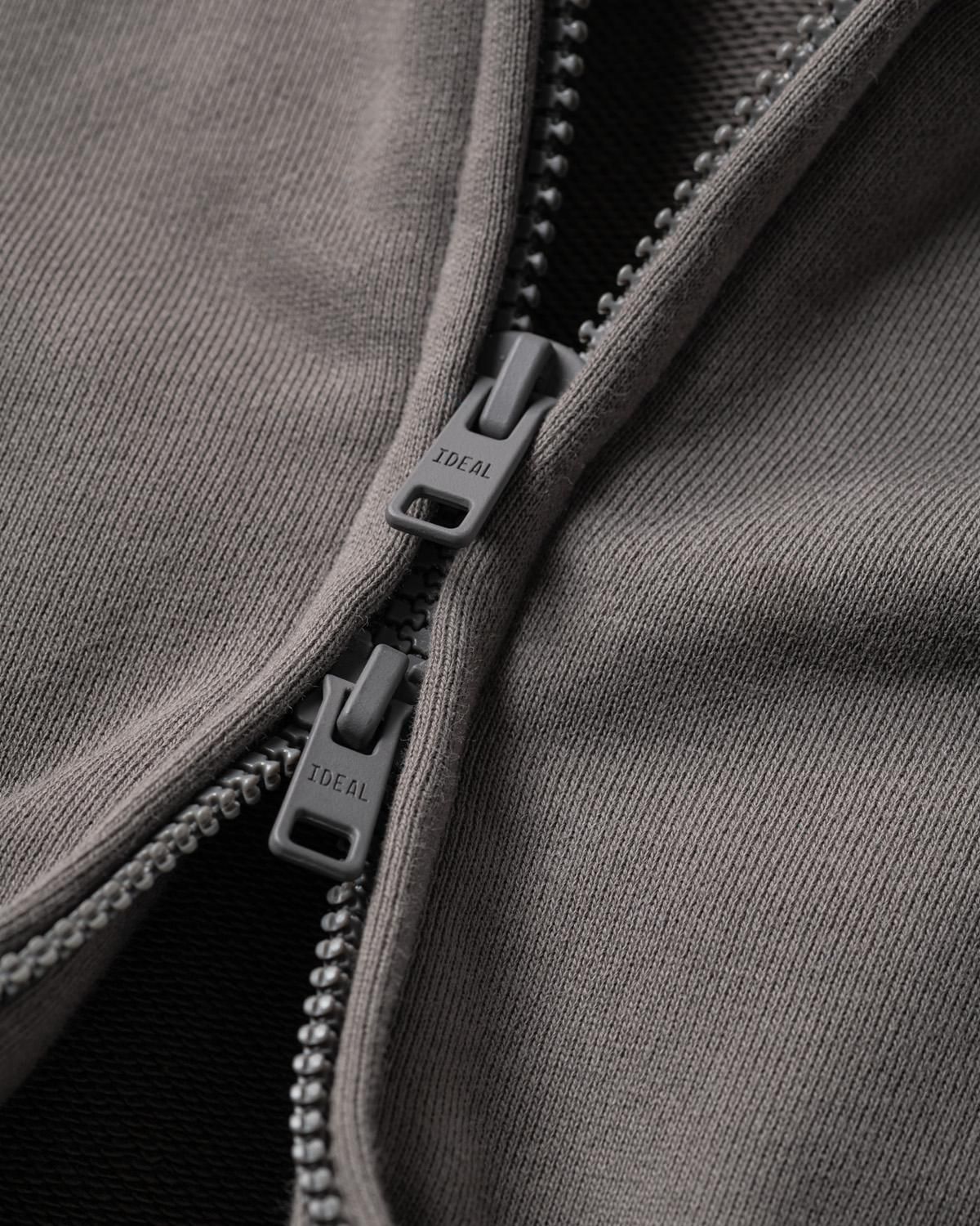 PYRAMID ZIP HOODIE - TIGHTBOOTH® タイトブース オフィシャル