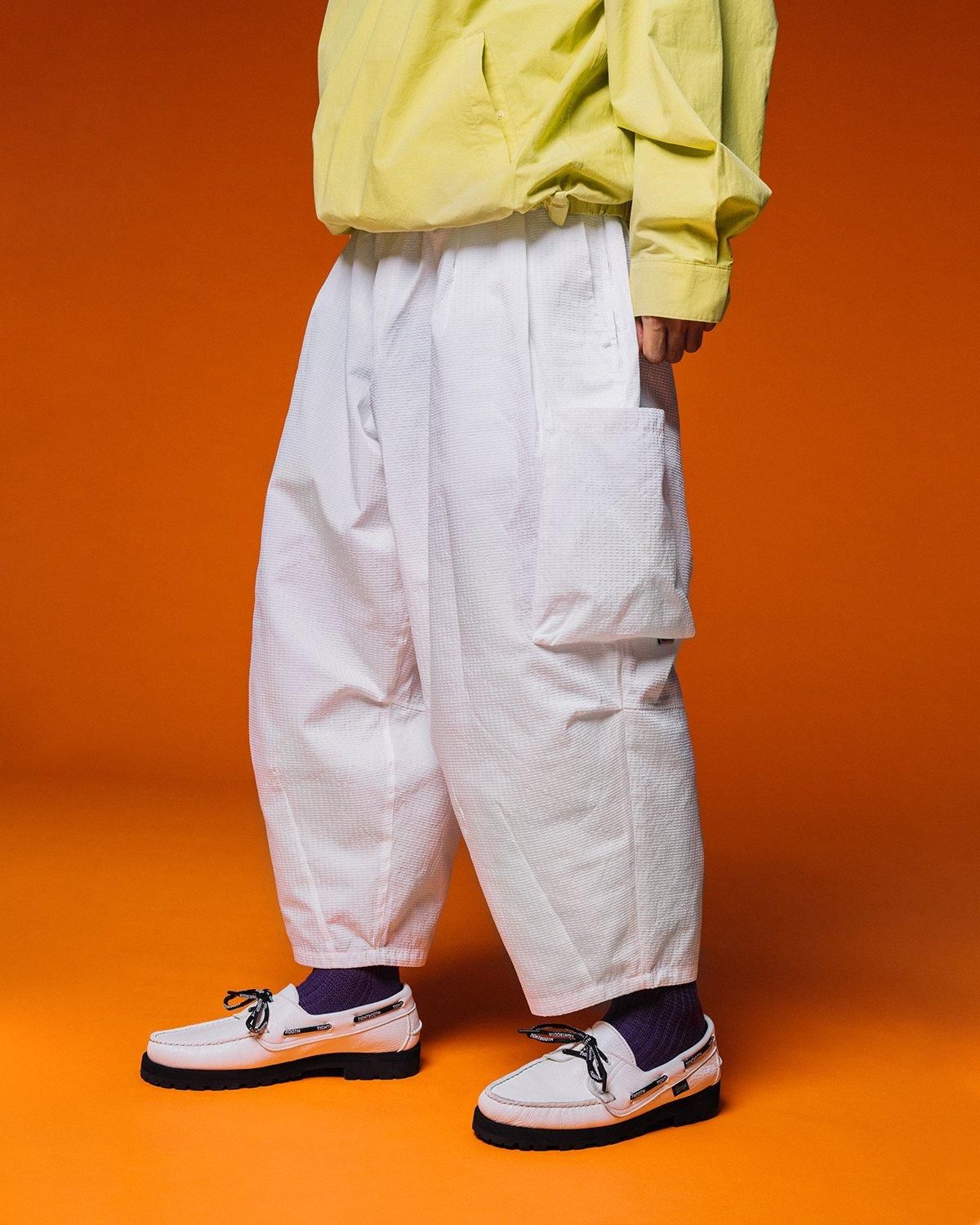 SEERSUCKER CROPPED CARGO PANTS - TIGHTBOOTH® タイトブース SEERSUCKER CROPPED CARGO PANTS - TIGHTBOOTH® タイトブース