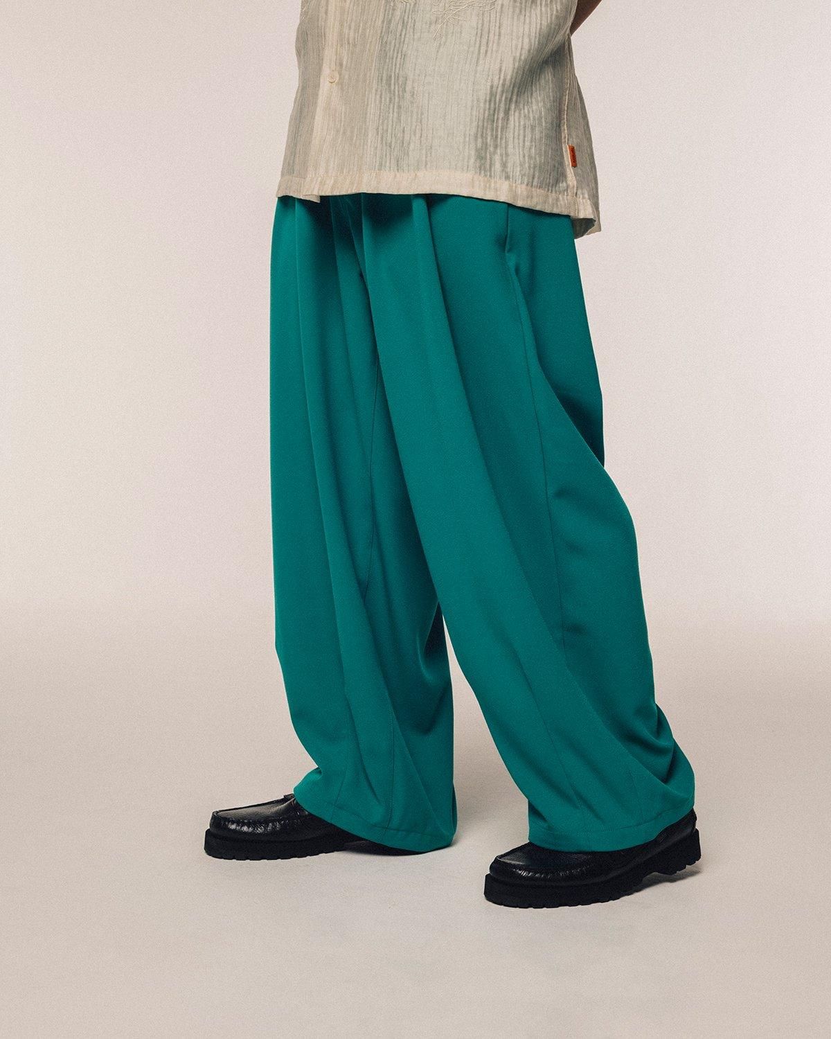 BAGGY SLACKS - TIGHTBOOTH® タイトブース オフィシャルウェブサイト BAGGY SLACKS - TIGHTBOOTH® タイトブース オフィシャルウェブサイト