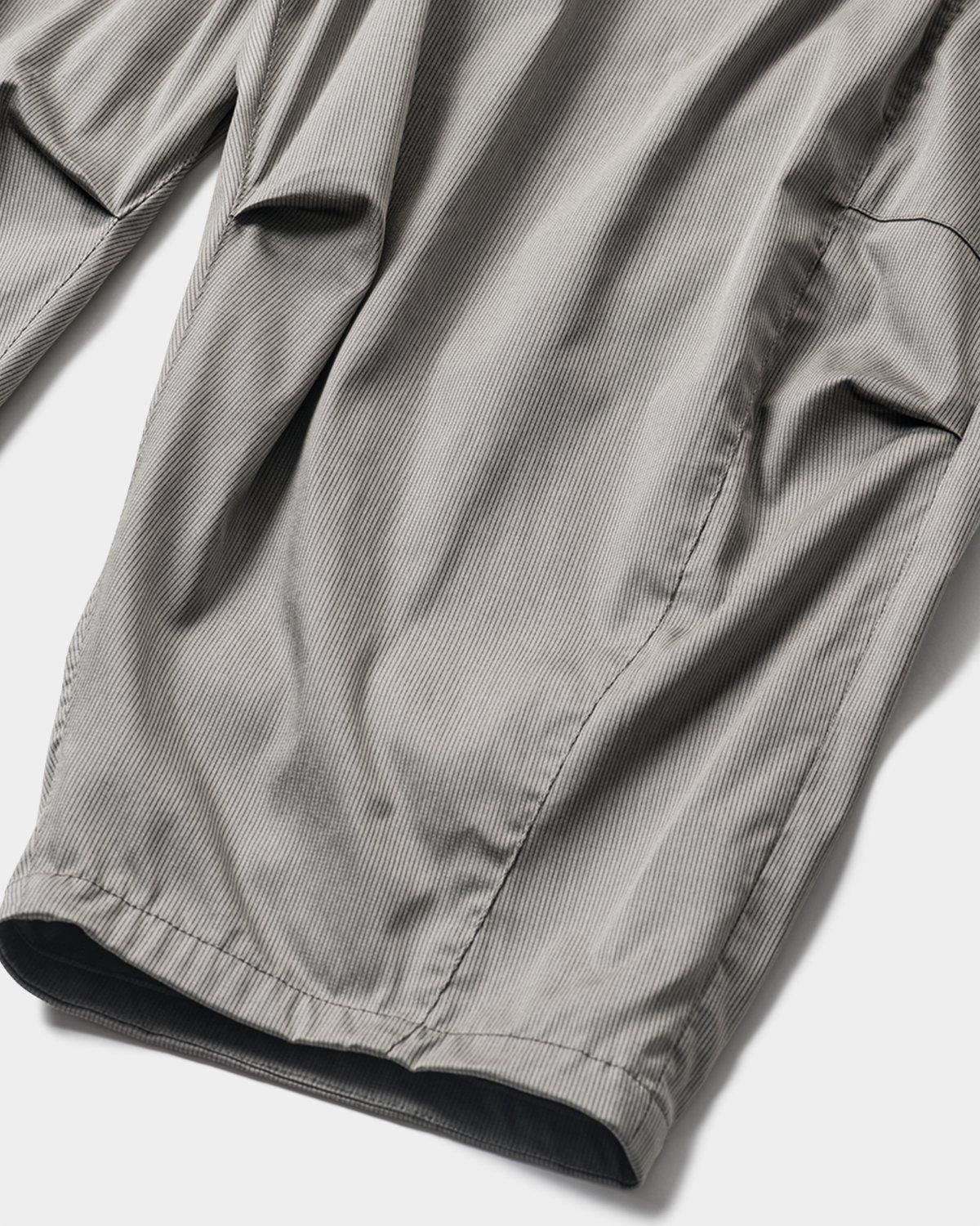 STRIPE CROPPED CARGO PANTS - TIGHTBOOTH® タイトブース STRIPE CROPPED CARGO PANTS - TIGHTBOOTH® タイトブース