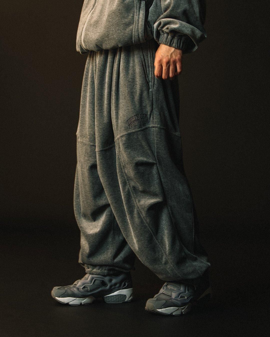 VELOUR BALLOON PANTS - TIGHTBOOTH® タイトブース オフィシャル VELOUR BALLOON PANTS - TIGHTBOOTH® タイトブース オフィシャル