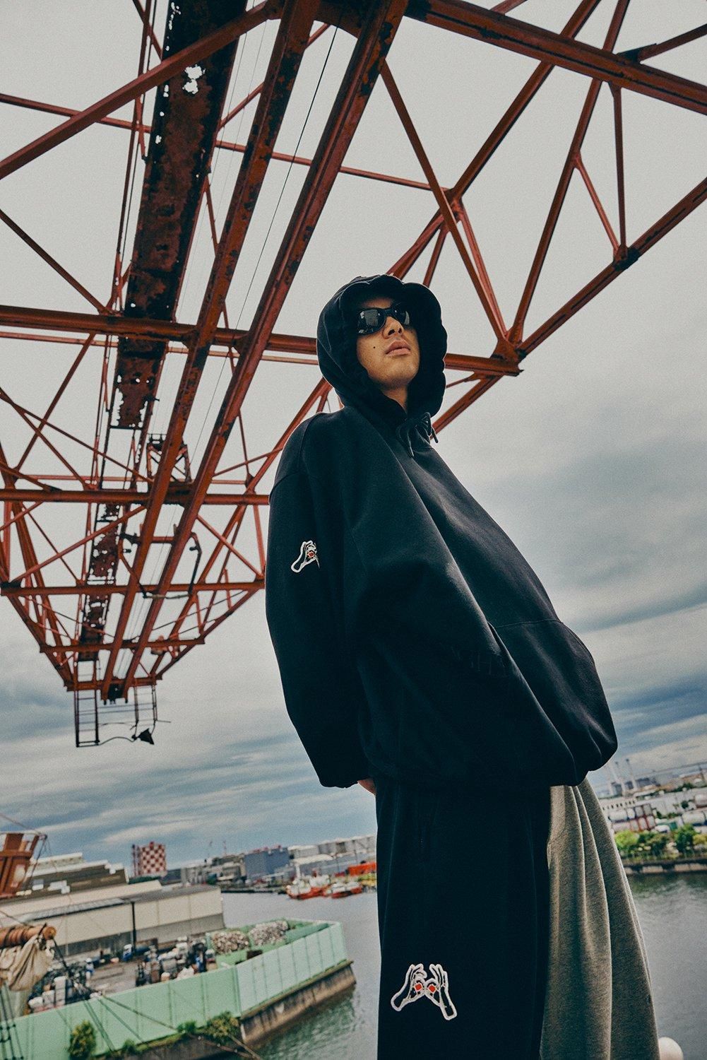 CYBORG HOODIE - TIGHTBOOTH® タイトブース オフィシャルウェブ CYBORG HOODIE - TIGHTBOOTH® タイトブース オフィシャルウェブ