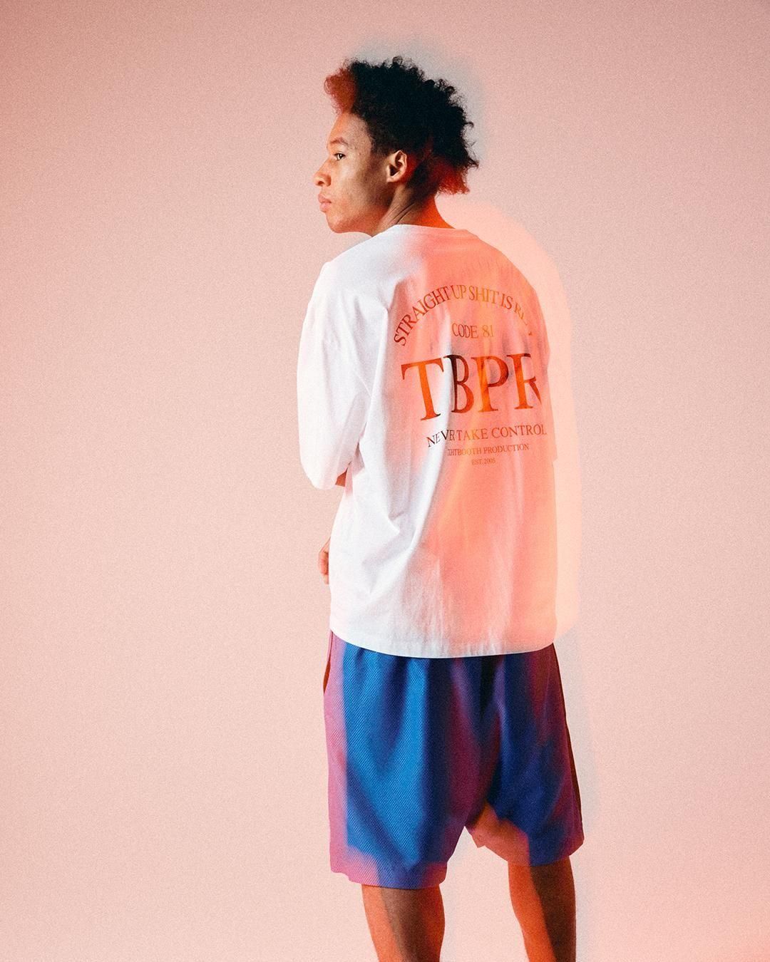 STRAIGHT UP S/S T-SHIRT - Quick Drying - - TIGHTBOOTH® タイト