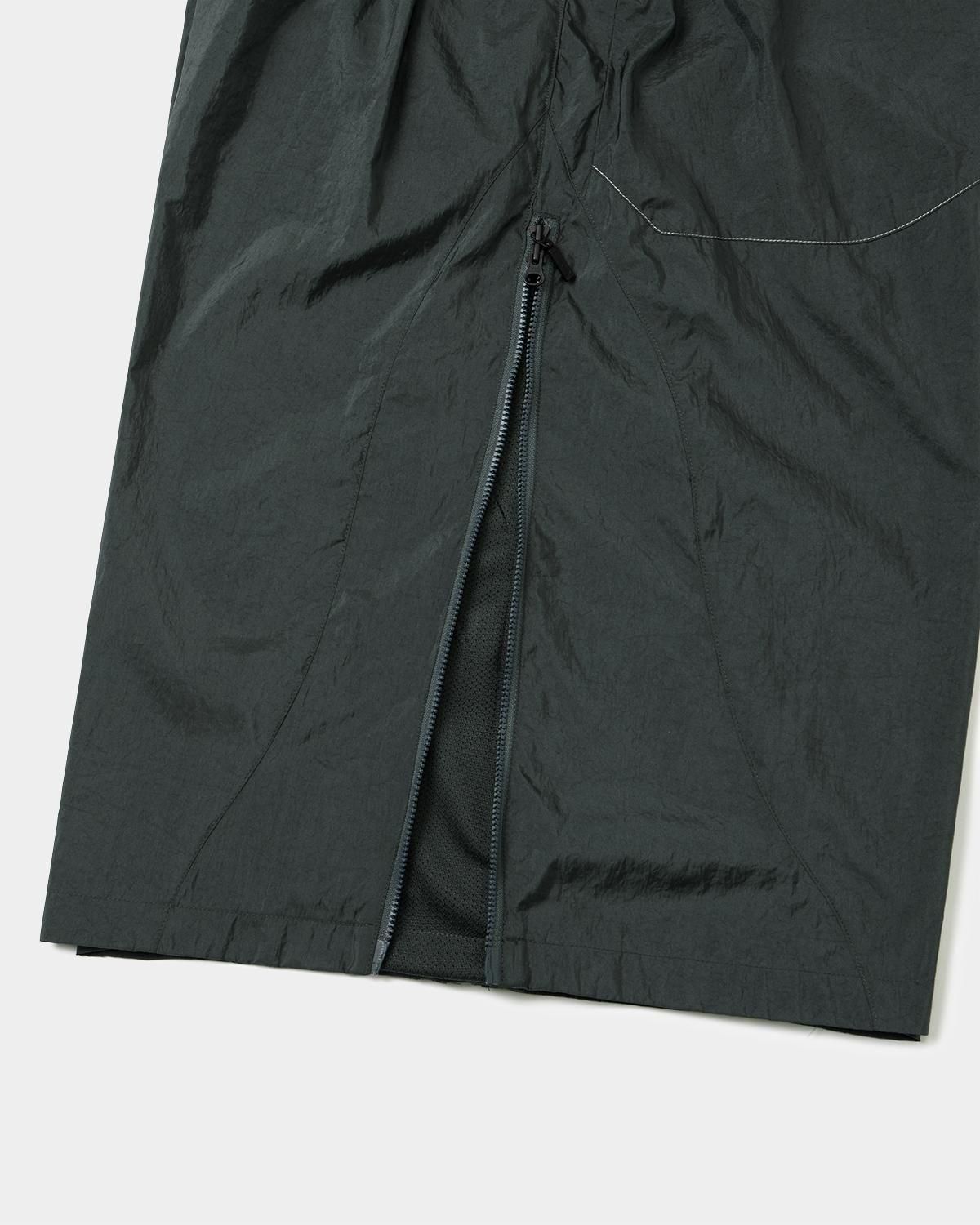 GOOPiMADE® SP Baggy 7/10 Slacks GRAY GOOPiMADE® x TIGHTBOOTH - SP Baggy 7/10 Slacks - TIGHTBOOTH