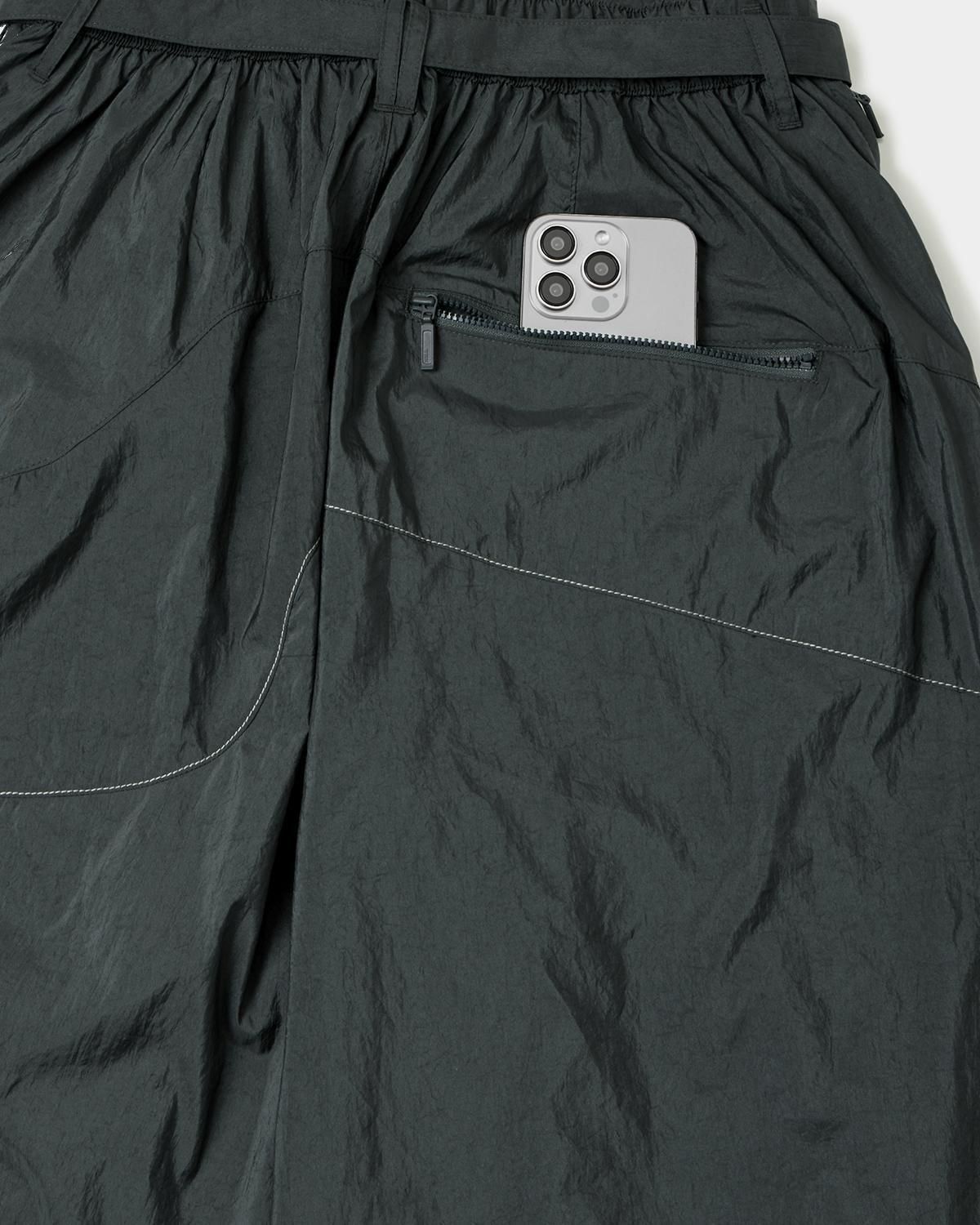 パンツ GOOPiMADE TIGHTBOOTH Strap Baggy Slacks GOOPiMADE® x TIGHTBOOTH “GTB-03P” SP Strap Baggy Slacks