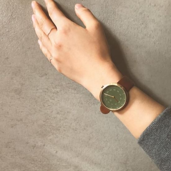 DUSTY OLIVE BROWN 34mm - マベン ウォッチズ MAVEN WATCHES 【日本