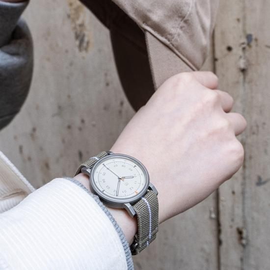 MUS-01 KHAKI P 34MM - マベン ウォッチズ MAVEN WATCHES 【日本