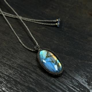 ラブラドライトペンダント - atelier ツチトカゼ ラブラドライトペンダント - atelier ツチトカゼ