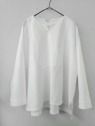 キーネックシャツ(白)