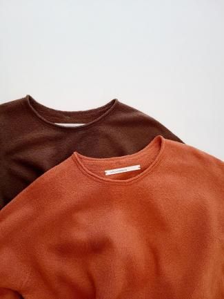 <img class='new_mark_img1' src='https://img.shop-pro.jp/img/new/icons13.gif' style='border:none;display:inline;margin:0px;padding:0px;width:auto;' />Light sweater