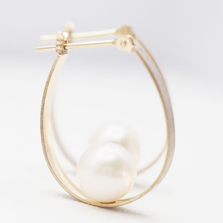 ブラン アルモニー' 淡水パールフープピアス/ホワイト(K10YG
